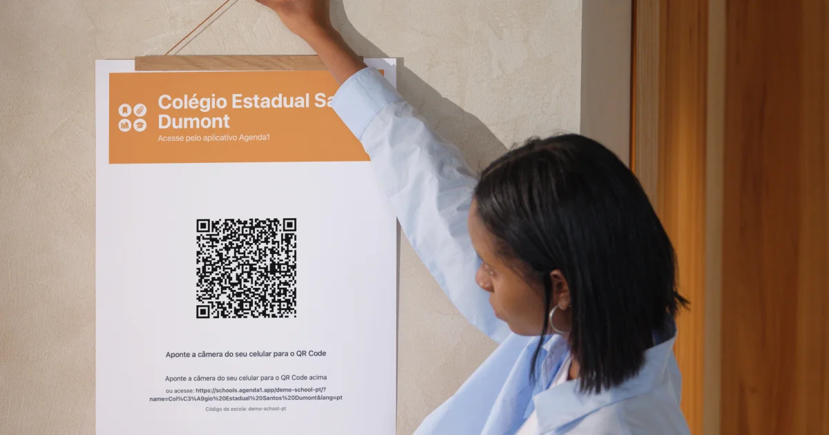 Como professores se conectam à escola usando QR Code ou link de convite