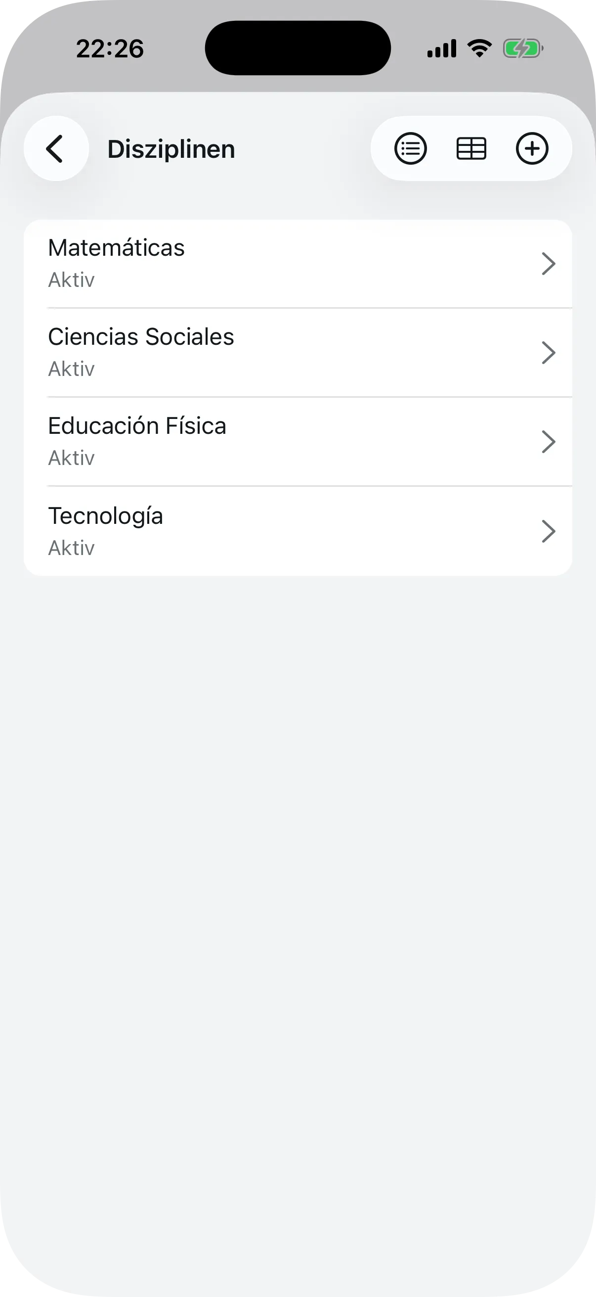Liste der hinzugefügten Fächer mit aktivem Status