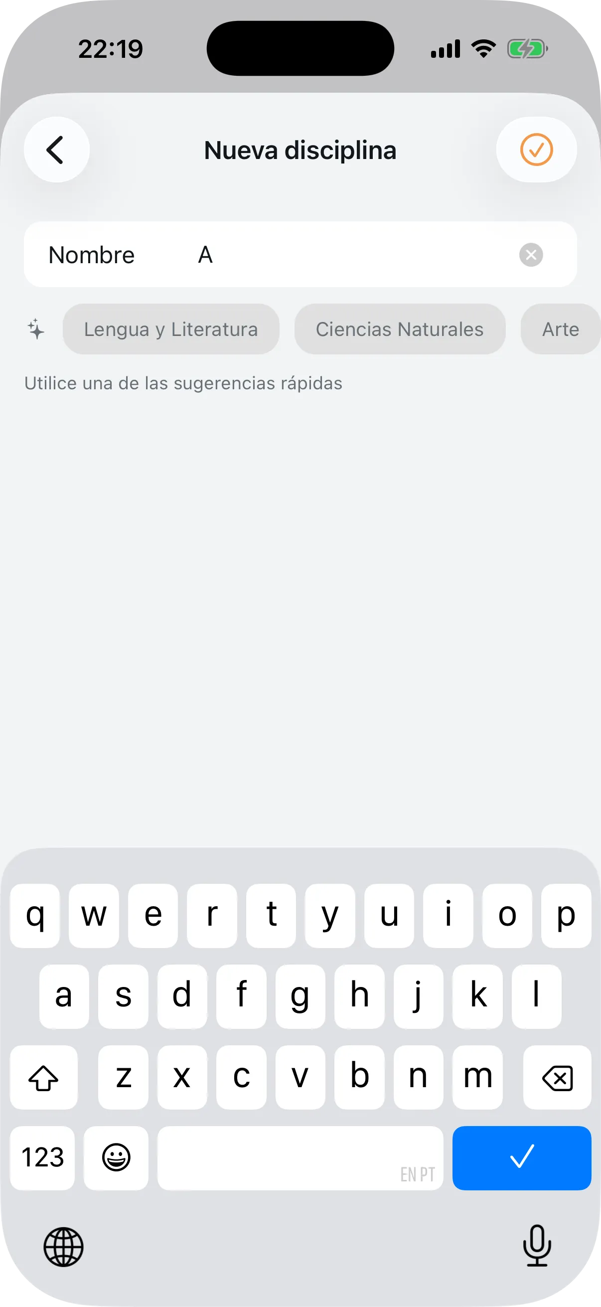Creación de asignatura con sugerencias automáticas al escribir