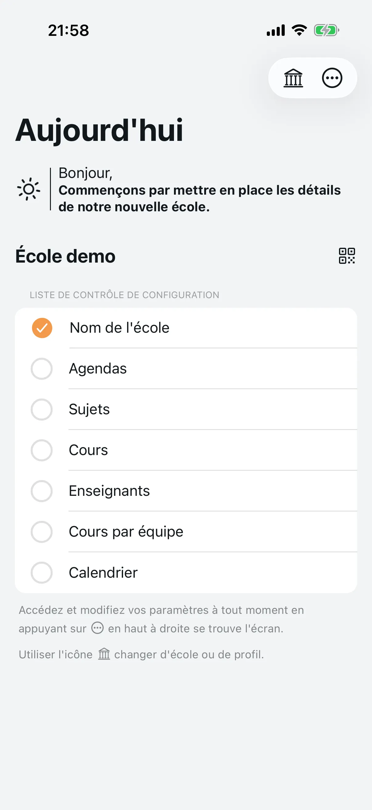 Checklist de configuration sur le tableau de bord administrateur avec 7 éléments à compléter