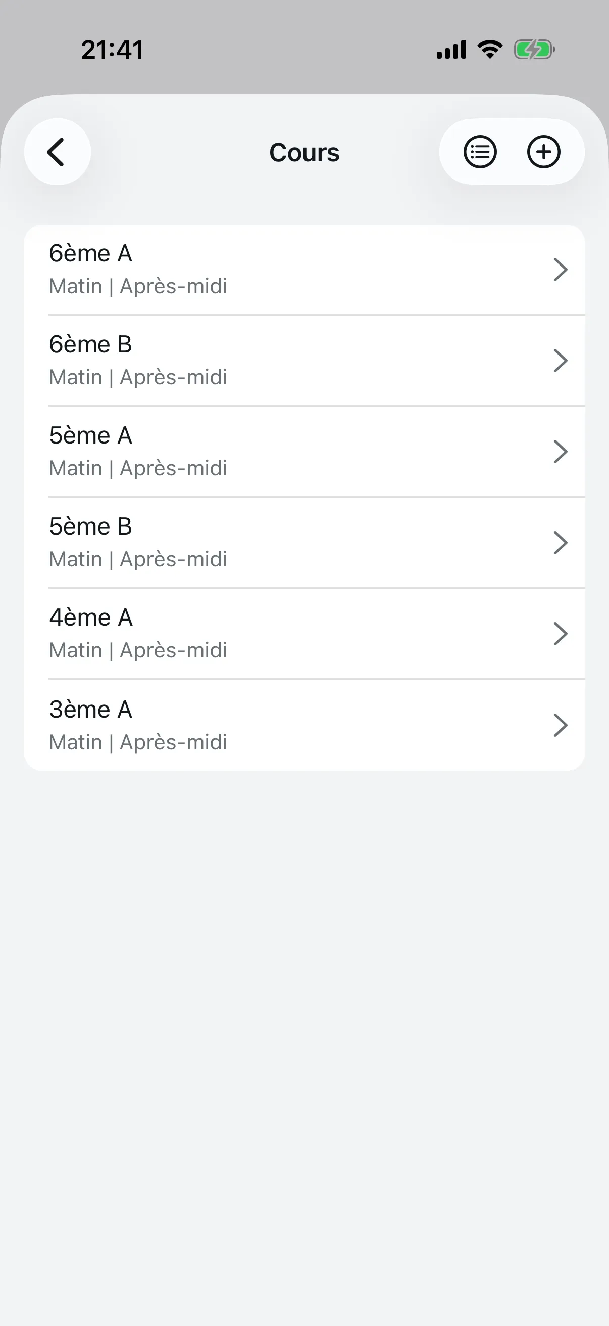 Liste des cours avec créneaux attribués à chacun