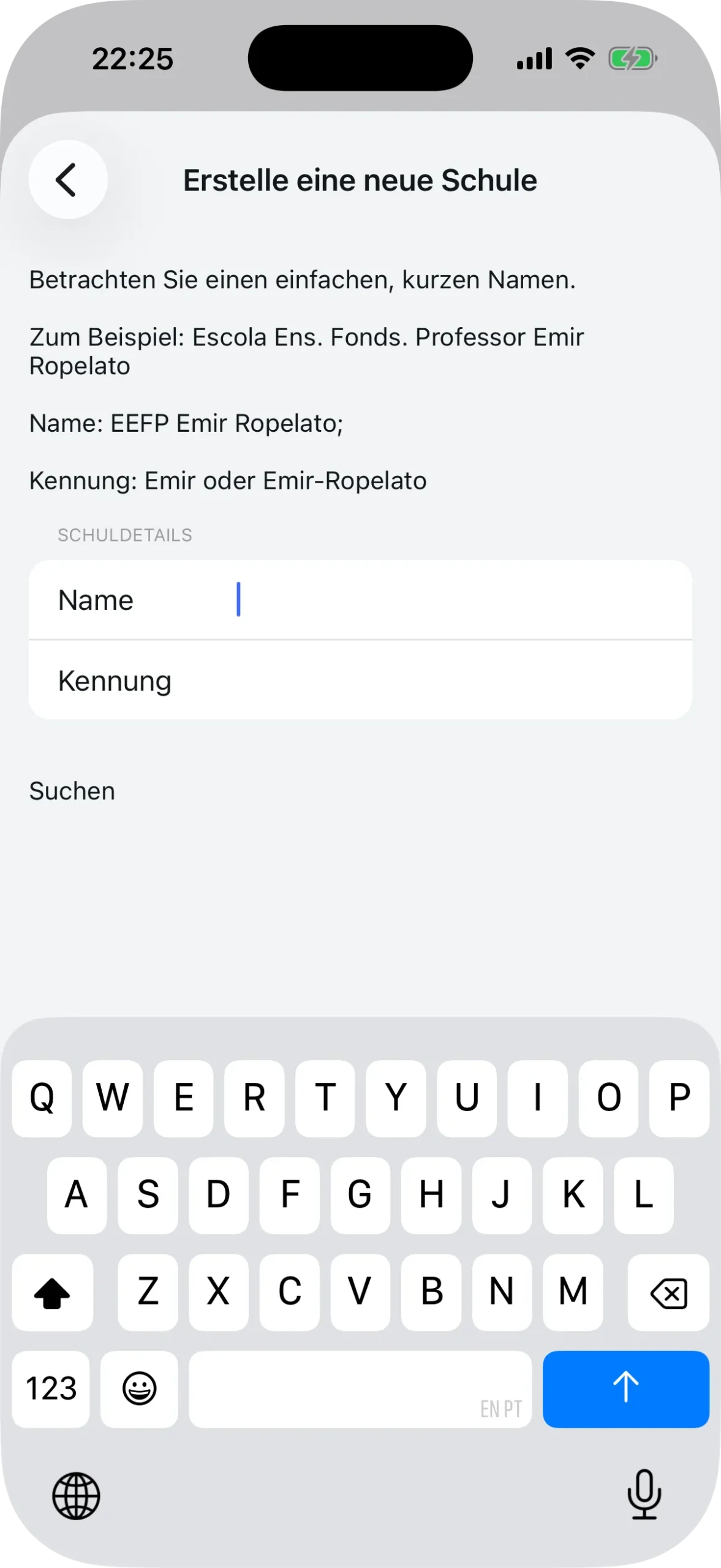 Formular zur Schulerstellung mit Feldern für Name und Kennung