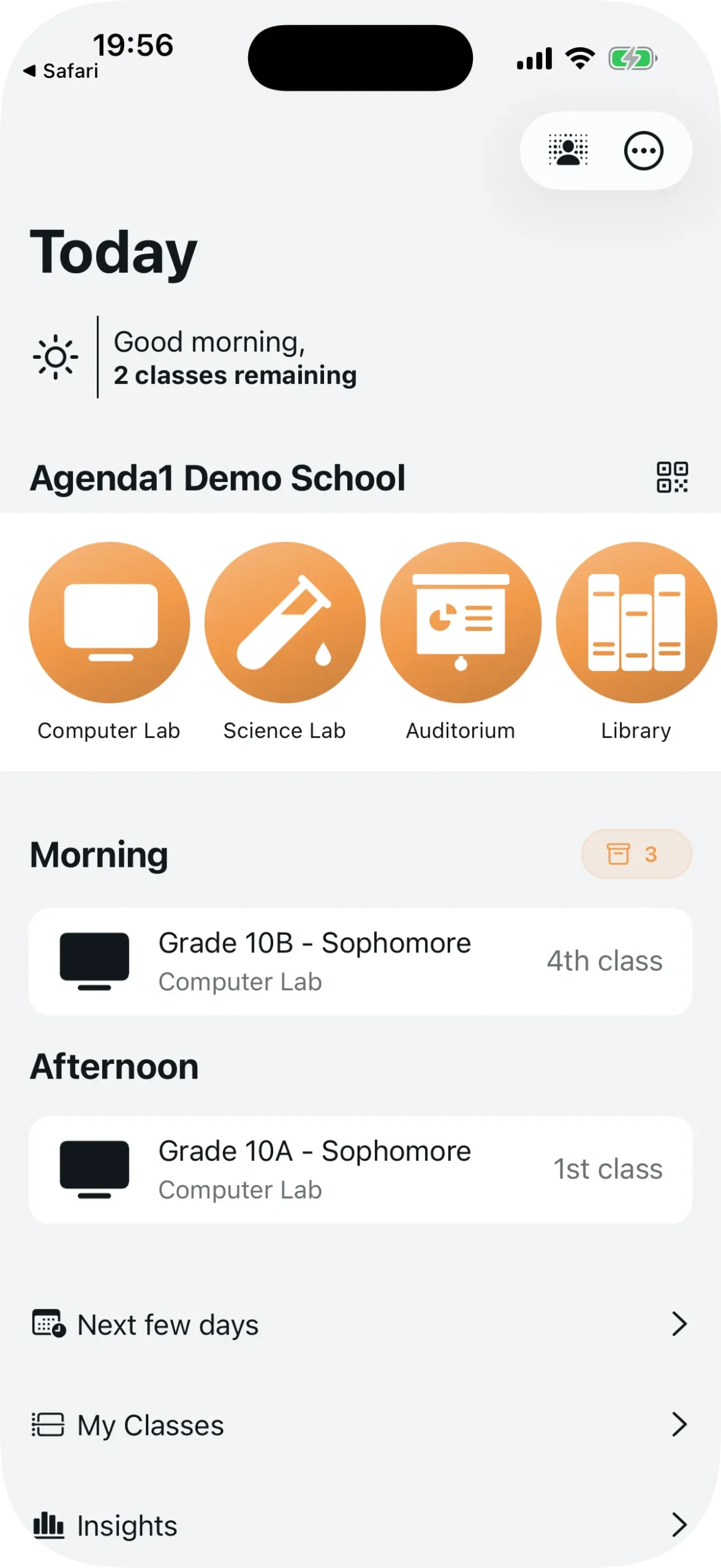Teacher dashboard with today's bookings and navigation buttons